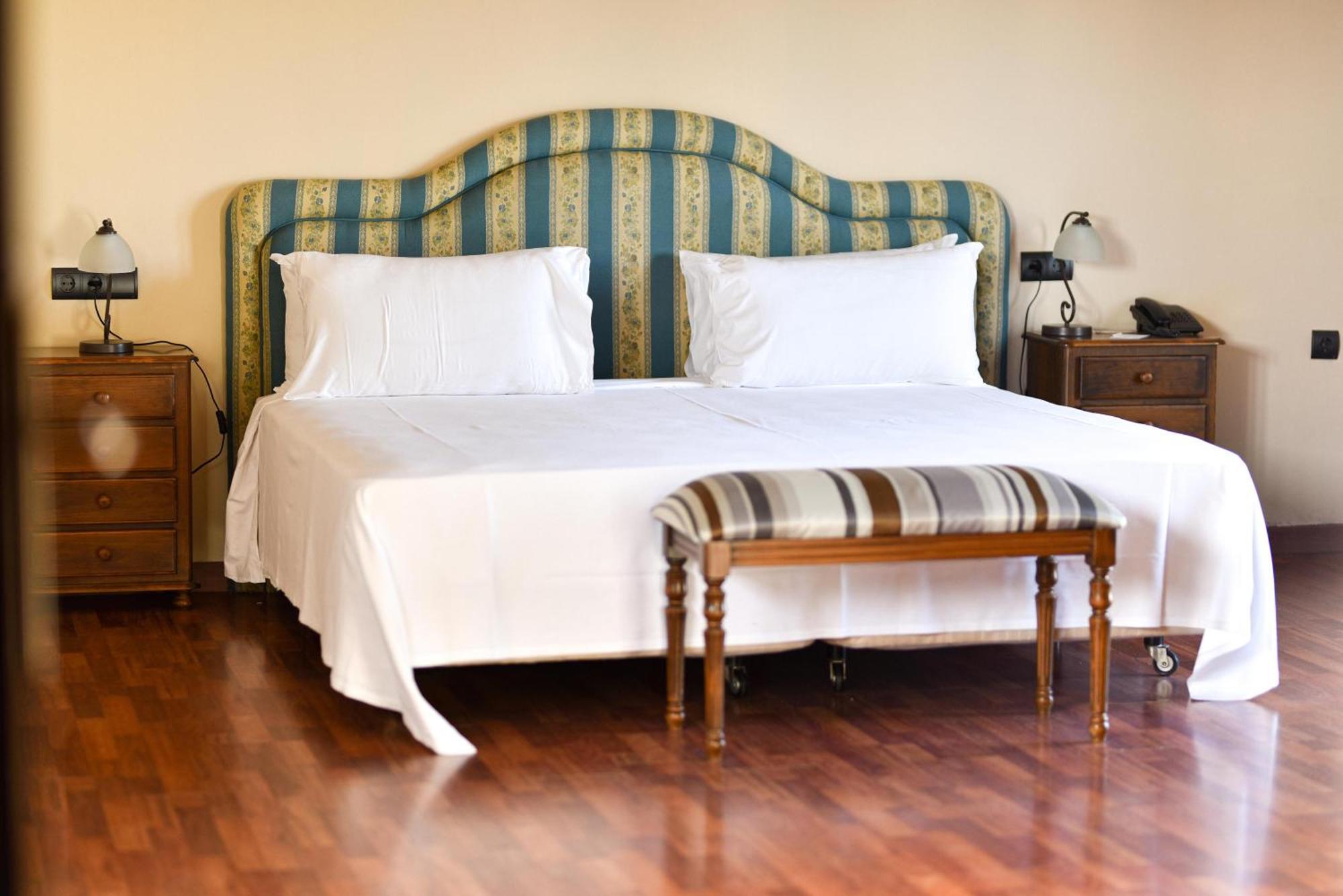Alegria Bodega Real Hotel Ел Пуерто де Санта Мария Екстериор снимка