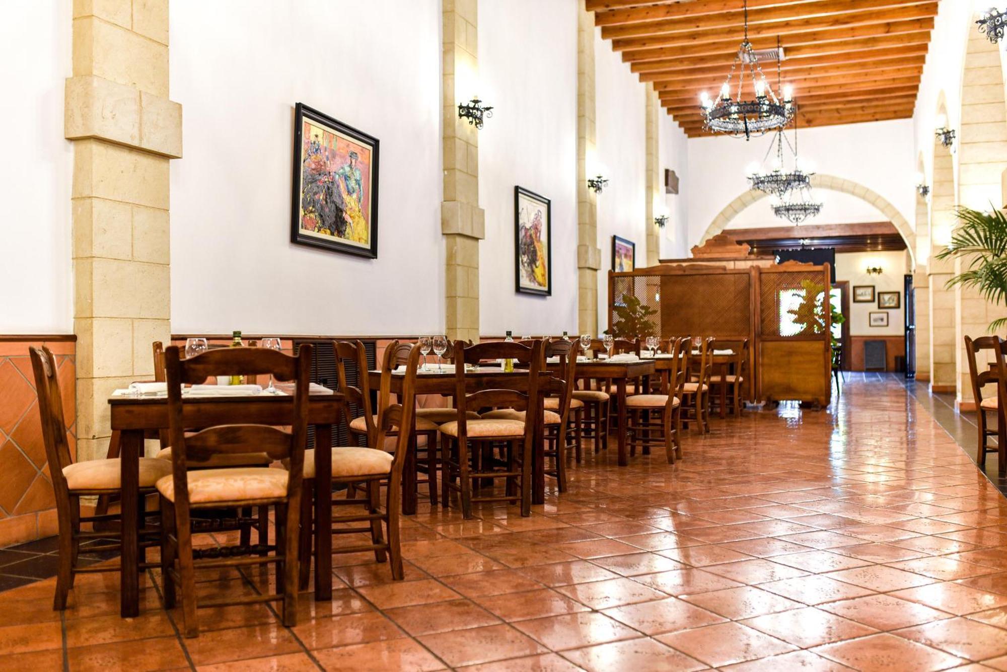 Alegria Bodega Real Hotel Ел Пуерто де Санта Мария Екстериор снимка